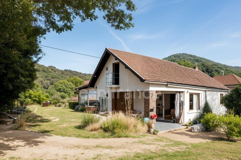 Maison - 155 m² - 6 pièces