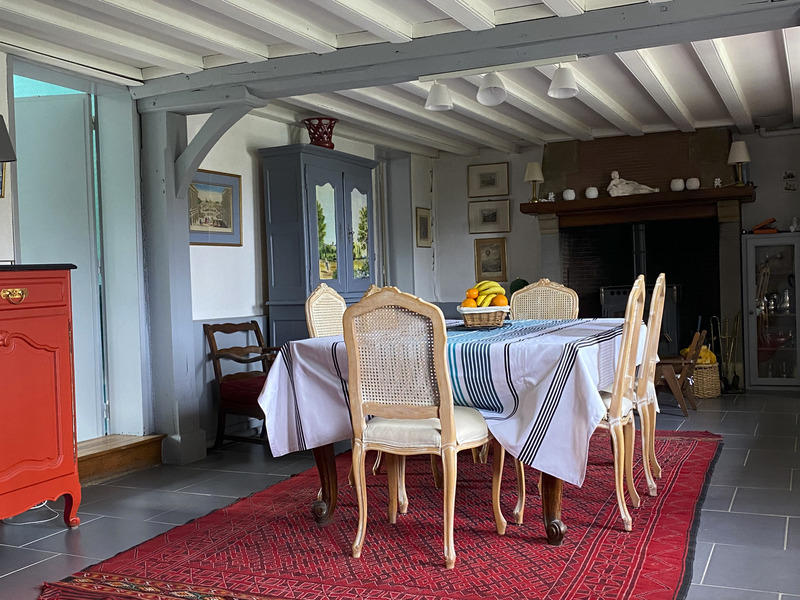 Maison - 260 m² - 11 pièces