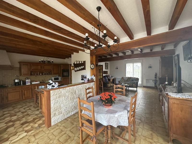 Maison - 116 m² - 7 pièces