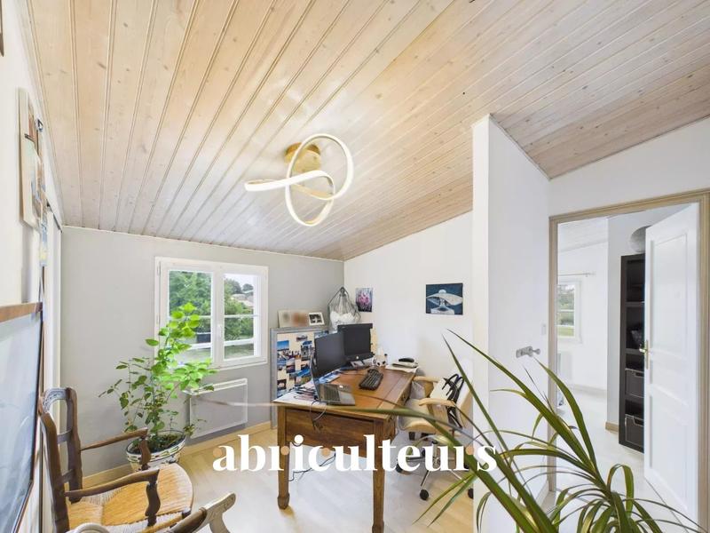 Maison - 188 m² - 8 pièces