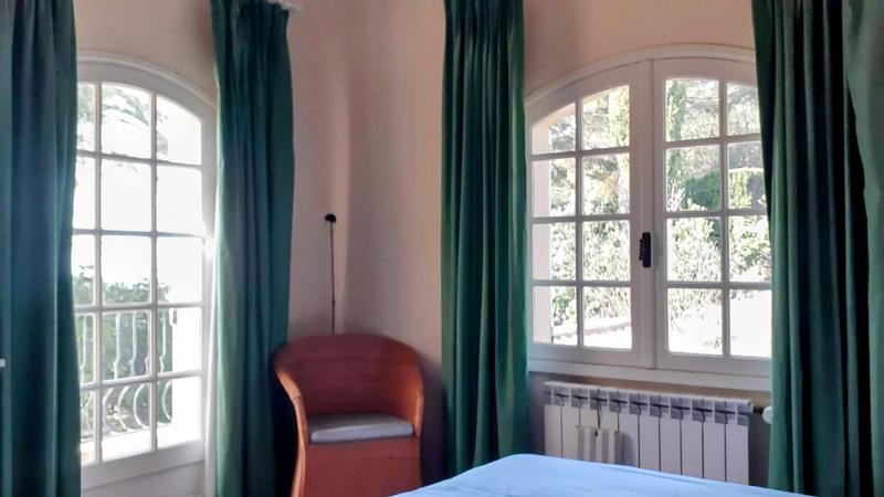 Villa - 180 m² - 6 pièces