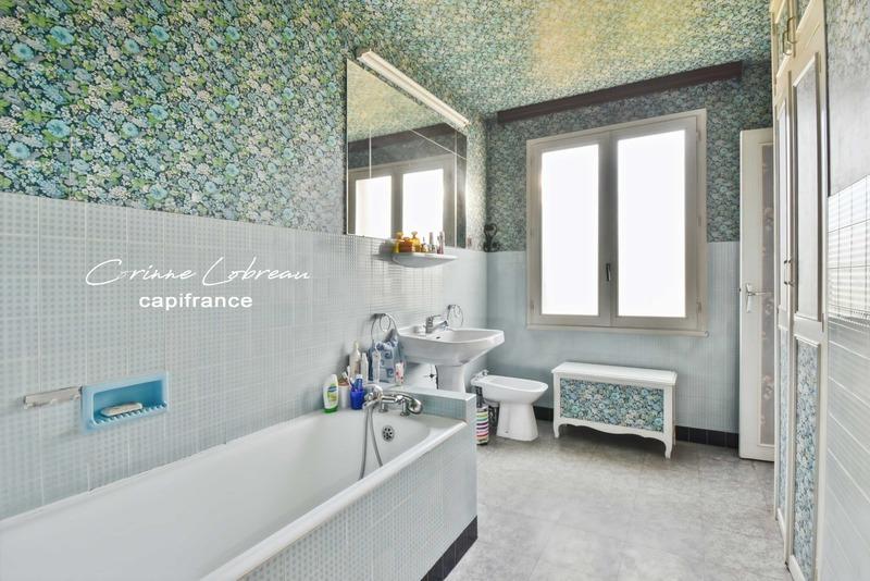 Maison - 137 m² - 6 pièces