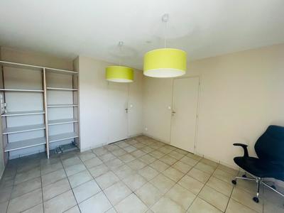 Bureau - 47 m² - 2 pièces