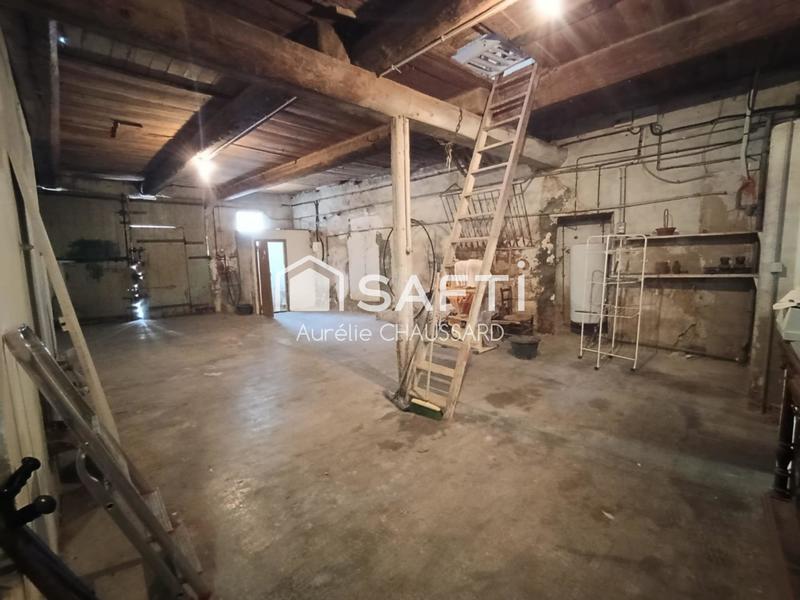 Maison - 188 m² - 9 pièces