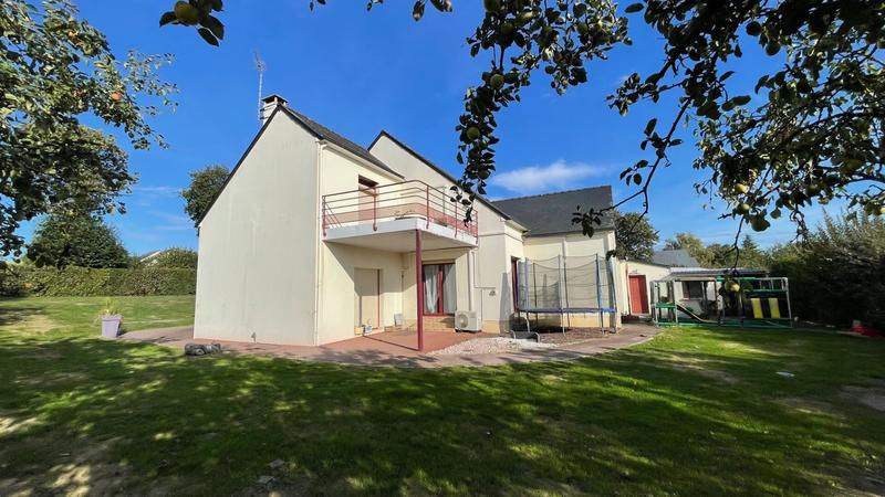 Maison - 195 m² - 8 pièces