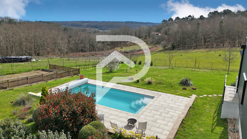 Maison - 139 m² - 4 pièces