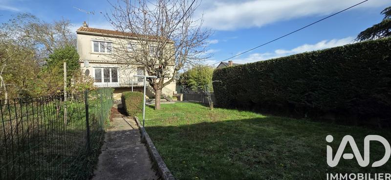 Maison - 104 m² - 6 pièces