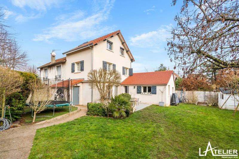 Maison - 122 m² - 6 pièces