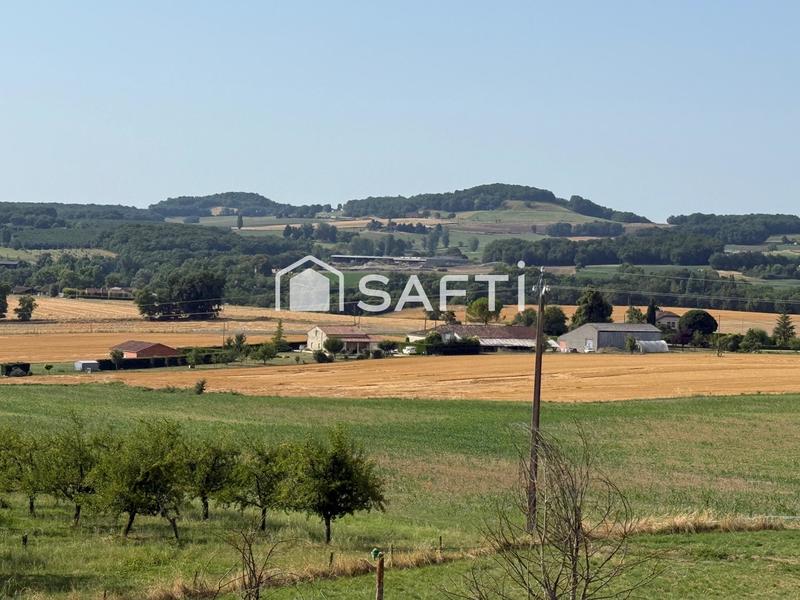 Maison - 205 m² - 9 pièces