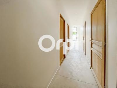 Loft - 68 m² - 3 pièces