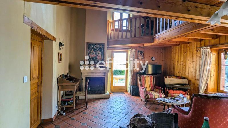 Maison - 160 m² - 7 pièces