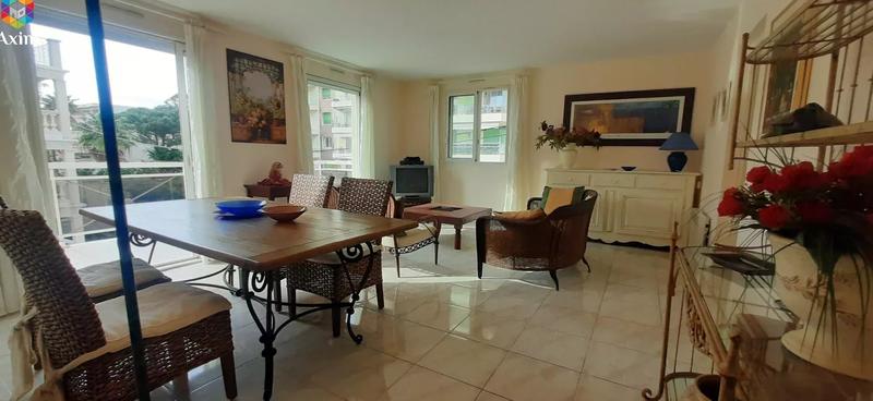 Appartement - 74 m² - 3 pièces