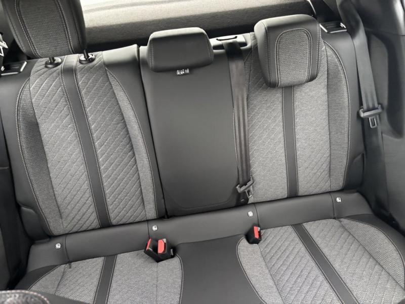 Peugeot 2008 II Hybrid 145 e-Dcs6 Allure