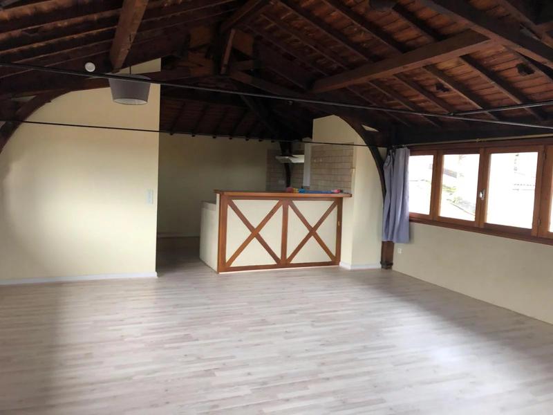 Studio - 54 m² - 1 pièce