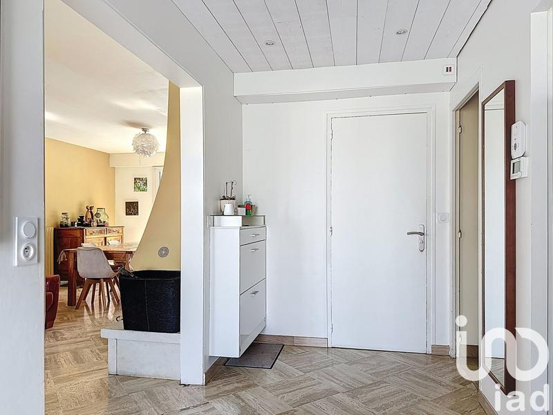 Maison - 180 m² - 8 pièces