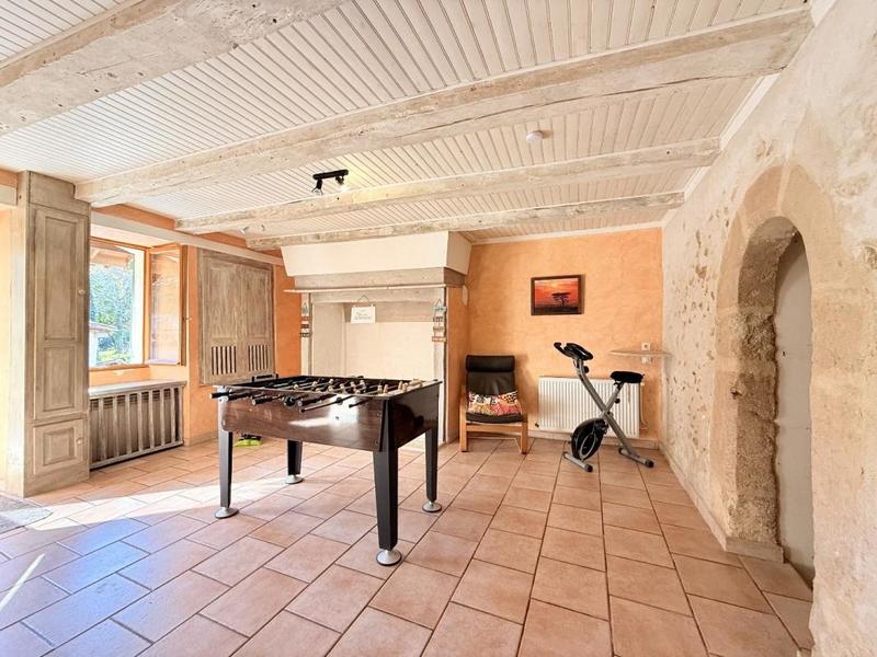 Maison - 205 m² - 7 pièces