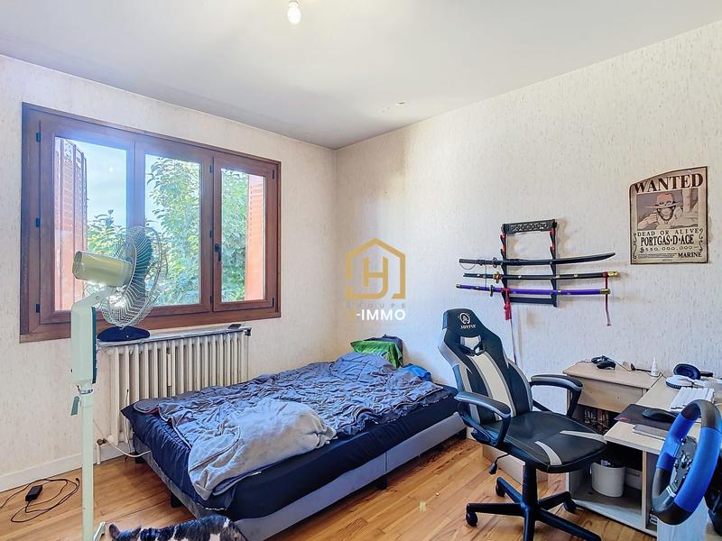 Maison - 290 m² - 8 pièces