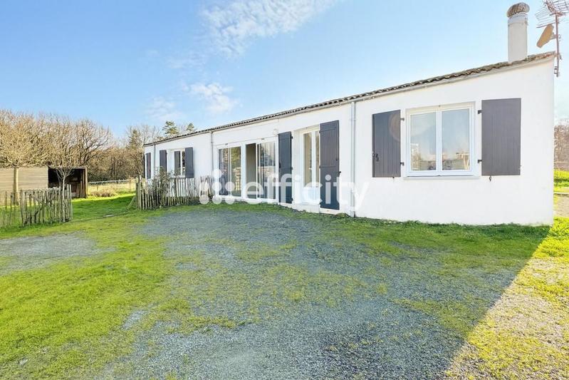 Maison - 92 m² - 4 pièces