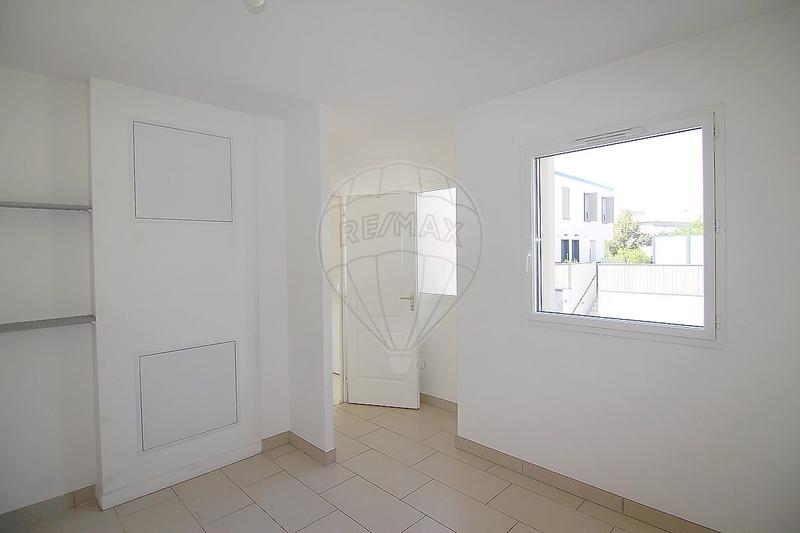 Maison - 169 m² - 8 pièces