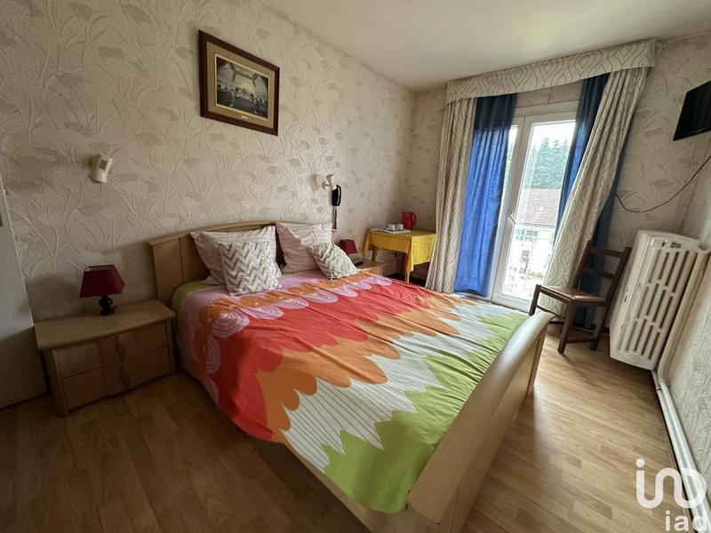 Local commercial - 617 m²