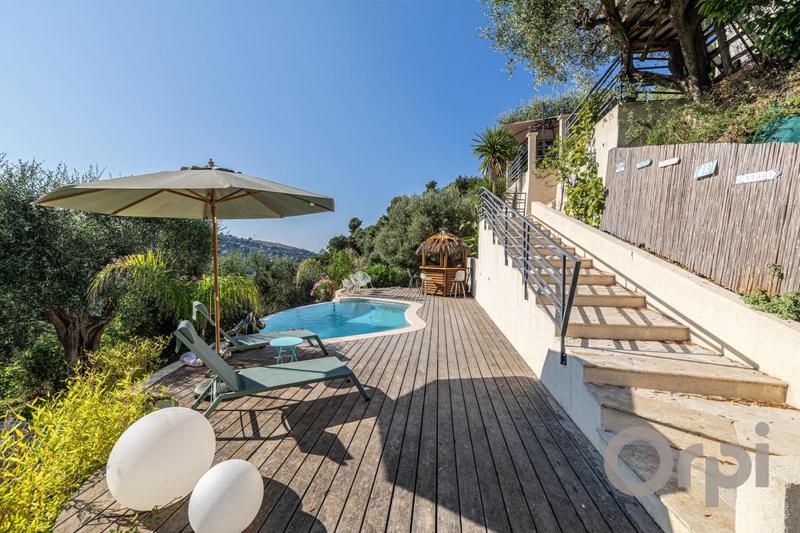 Villa - 140 m² - 5 pièces