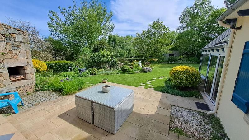 Maison - 184 m² - 7 pièces