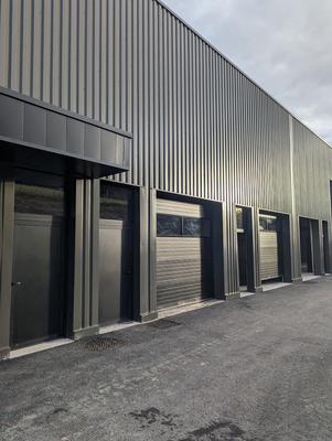 Local commercial - 90 m² - 1 pièce