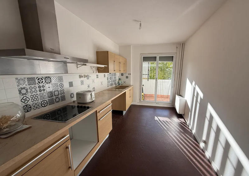 Appartement - 92 m² - 4 pièces