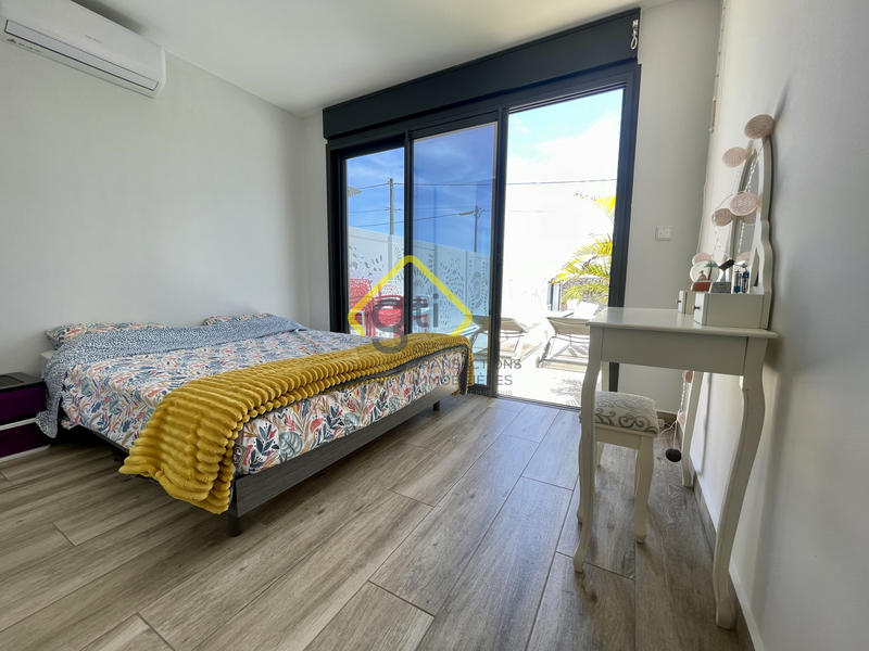 Maison - 180 m² - 7 pièces