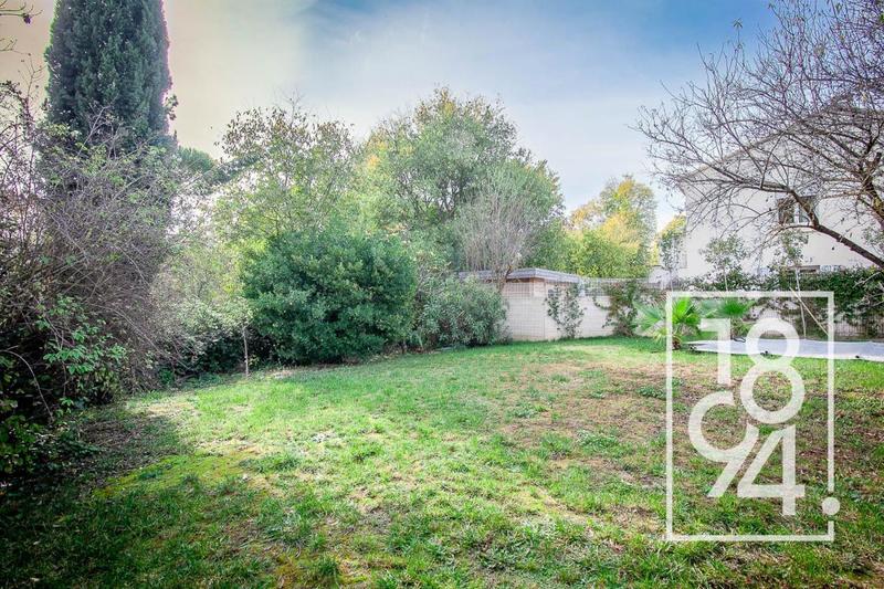 Maison - 213 m² - 5 pièces