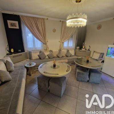 Maison - 110 m² - 5 pièces