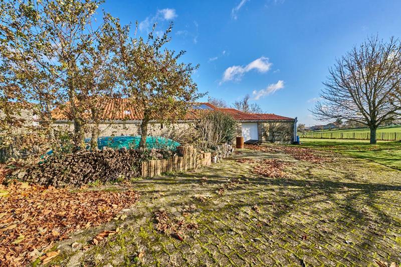 Maison - 189 m² - 6 pièces