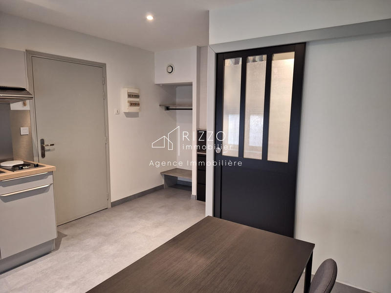 Appartement - 17 m² - 1 pièce