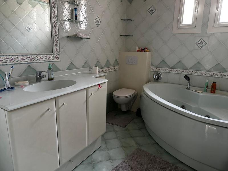 Maison - 162 m² - 6 pièces