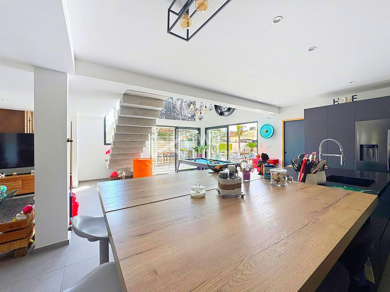 Villa - 140 m² - 5 pièces