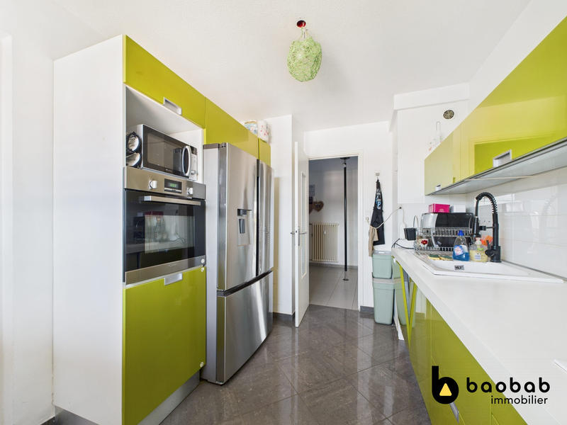 Appartement - 76 m² - 3 pièces