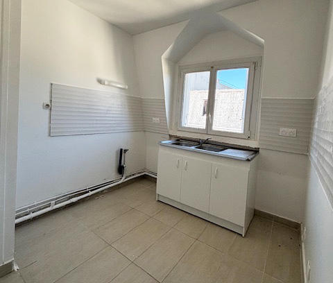 Appartement - 100 m² - 5 pièces