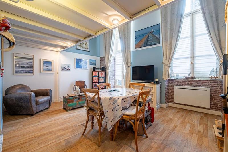 Appartement - 87 m² - 5 pièces