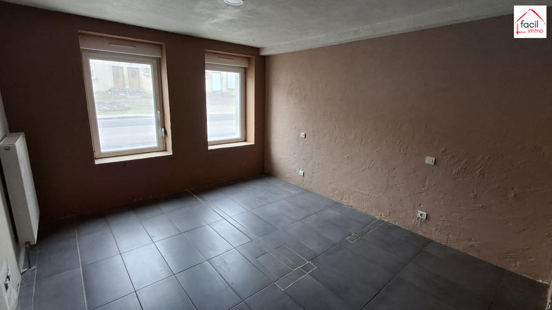 Maison - 220 m² - 7 pièces