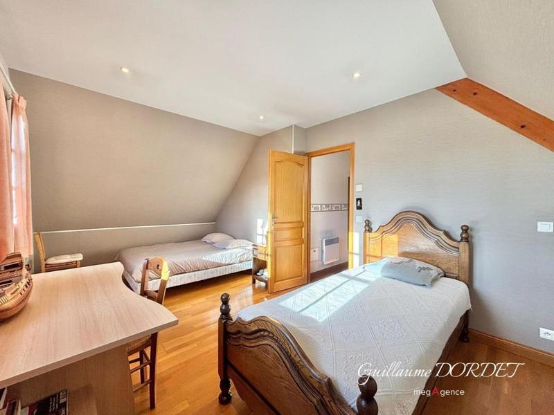 Maison traditionnelle - 112 m² - 3 pièces