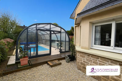 Maison - 121 m² - 5 pièces