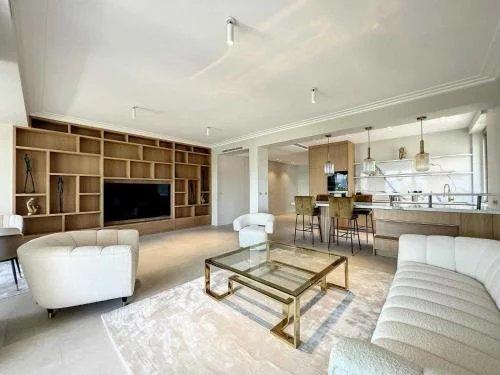 Appartement - 97 m² - 3 pièces