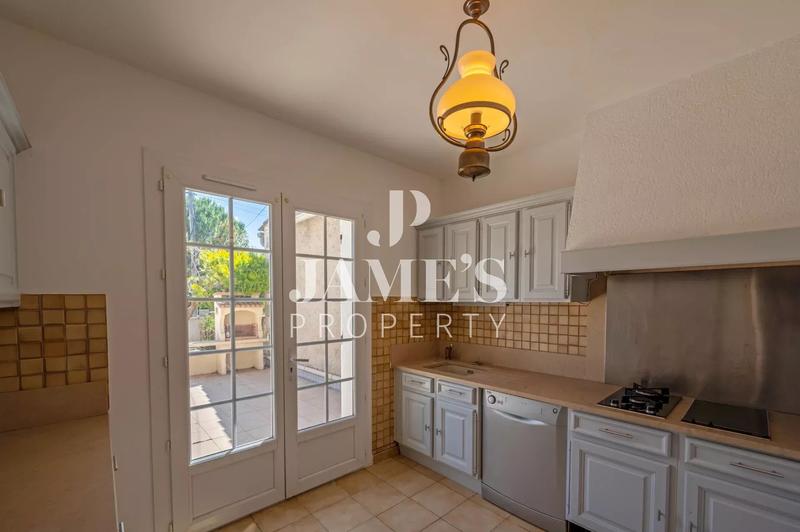 Maison - 122 m² - 5 pièces