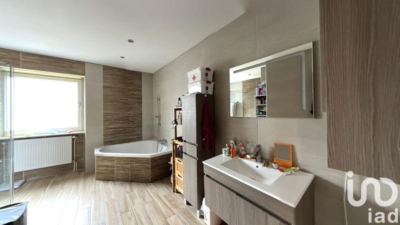 Maison de village - 206 m² - 7 pièces