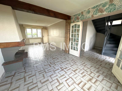 Maison - 90 m² - 4 pièces