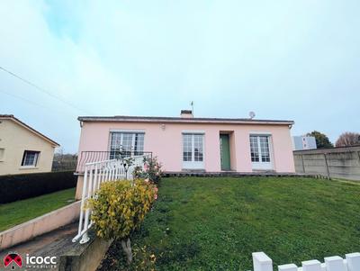 Maison - 83 m² - 5 pièces
