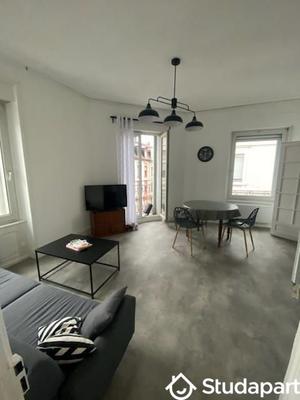 Chambre - 17 m² - 1 pièce