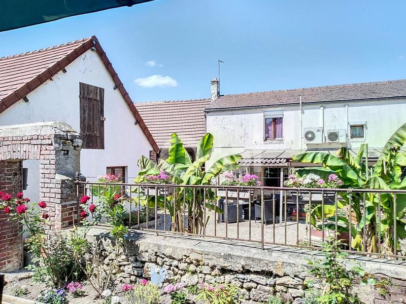 Maison - 143 m² - 5 pièces