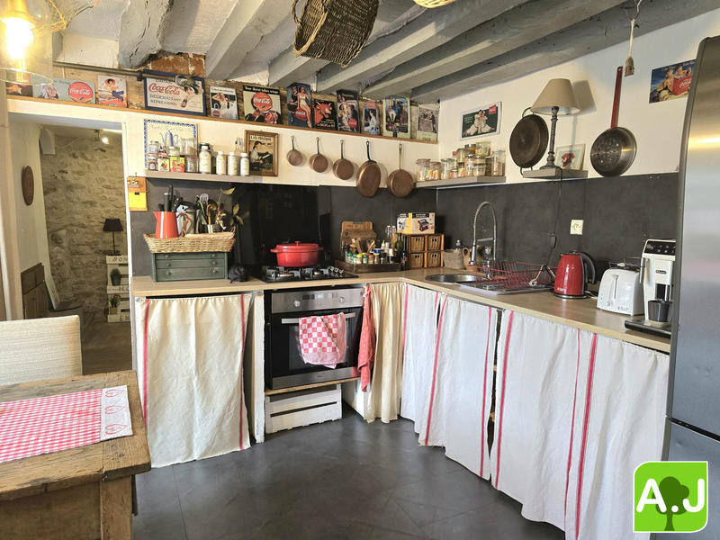 Maison - 84 m² - 4 pièces