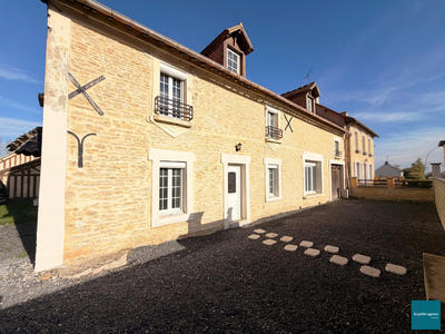Maison - 166 m² - 7 pièces